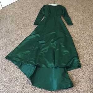 Emerald Green Long Sleeve Prom Dress with Train